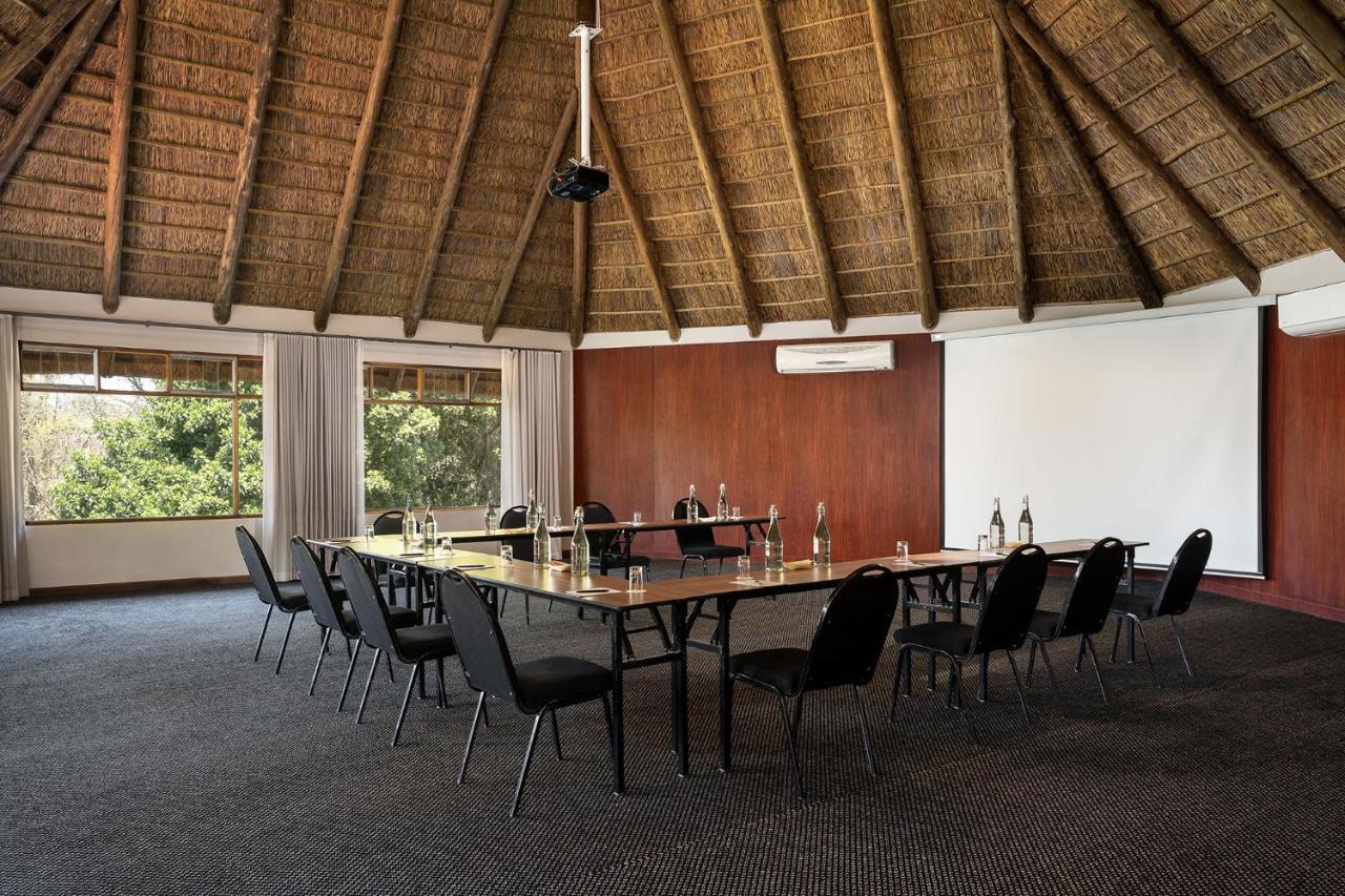 Premier Hotel Roodevalley Pretoria Bagian luar foto