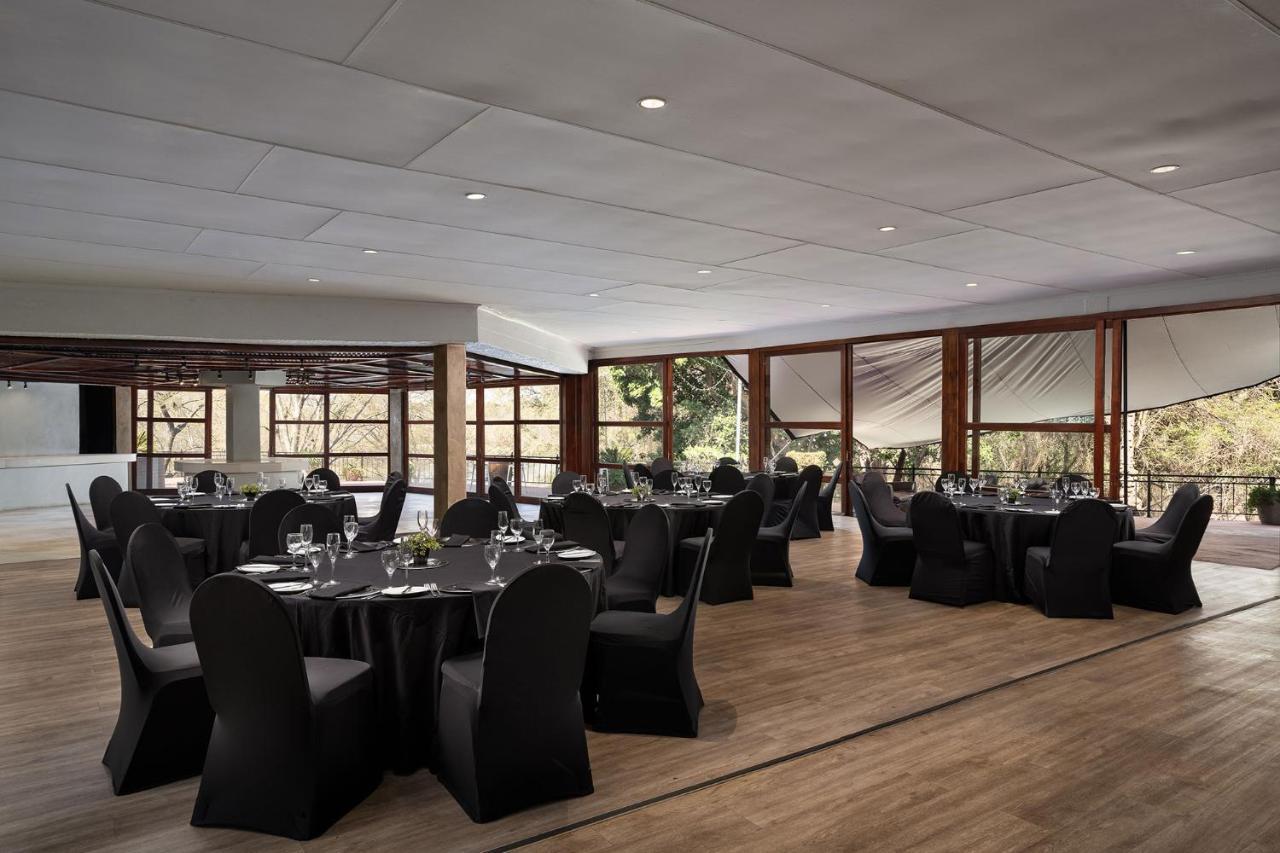 Premier Hotel Roodevalley Pretoria Bagian luar foto